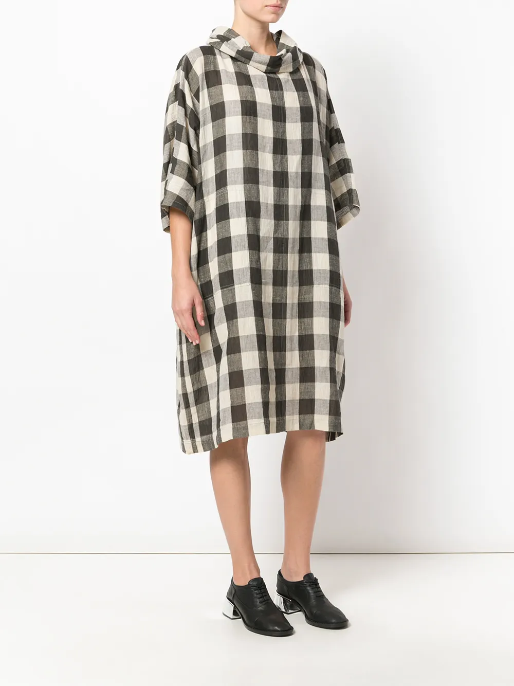 Femme Issey Miyake Robe Oversize à Col Bénitier Et Carreaux 5 Femme Issey Miyake Robe Oversize à Col Bénitier Et Carreaux – Image 3