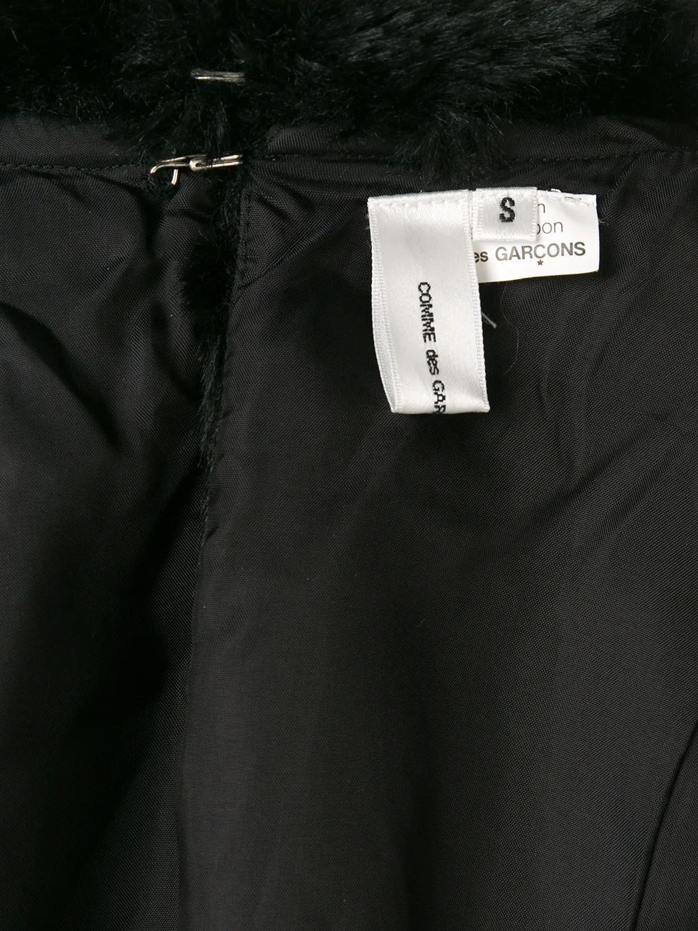 Comme Des Garcons Femme Comme Des Garçons Robe Asymétrique En Fourrure Artificielle 8 Comme Des Garcons Femme Comme Des Garçons Robe Asymétrique En Fourrure Artificielle – Image 6