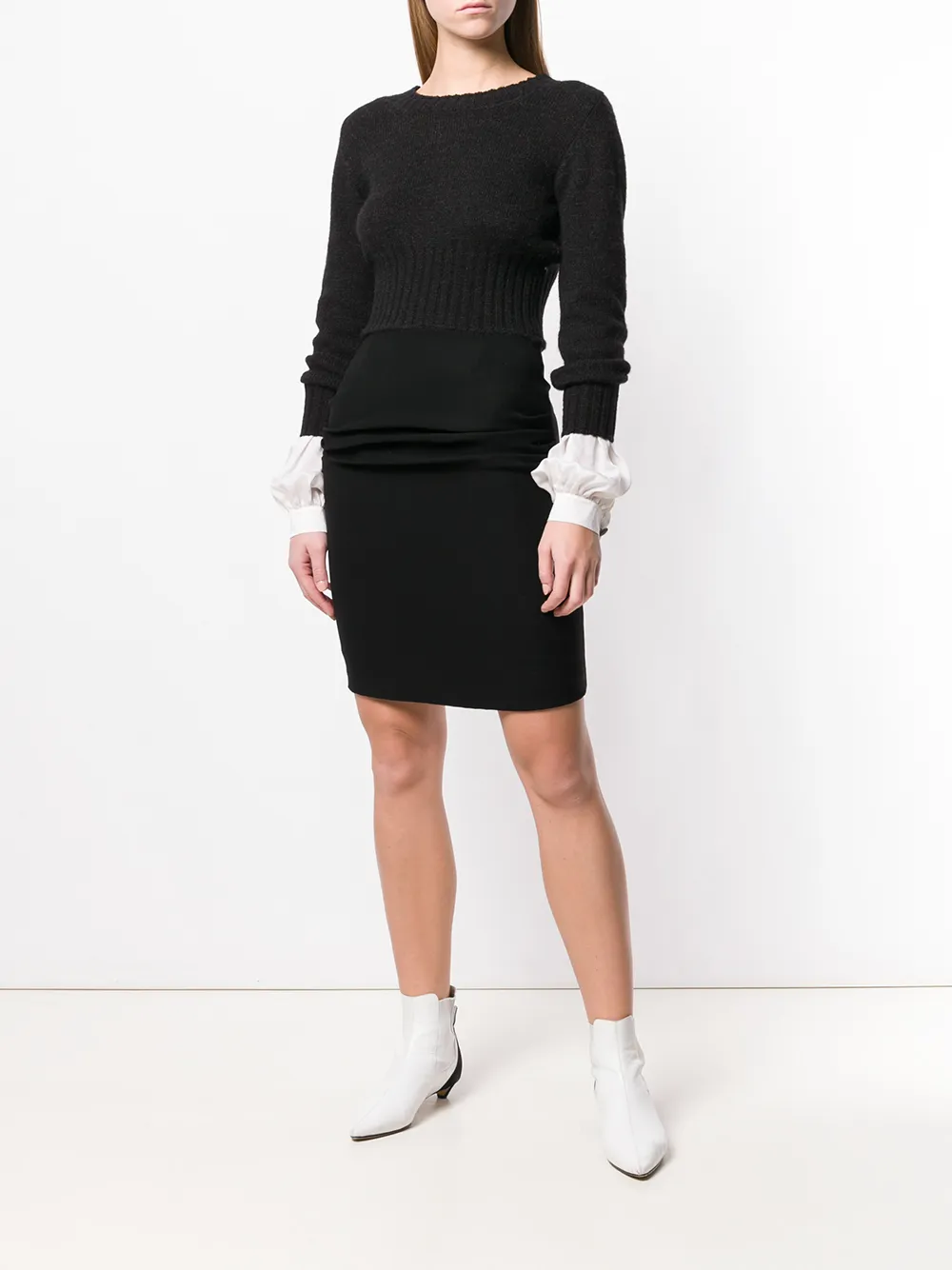 Femme CHANEL Robe Courte Superposée 4 Femme CHANEL Robe Courte Superposée – Image 2