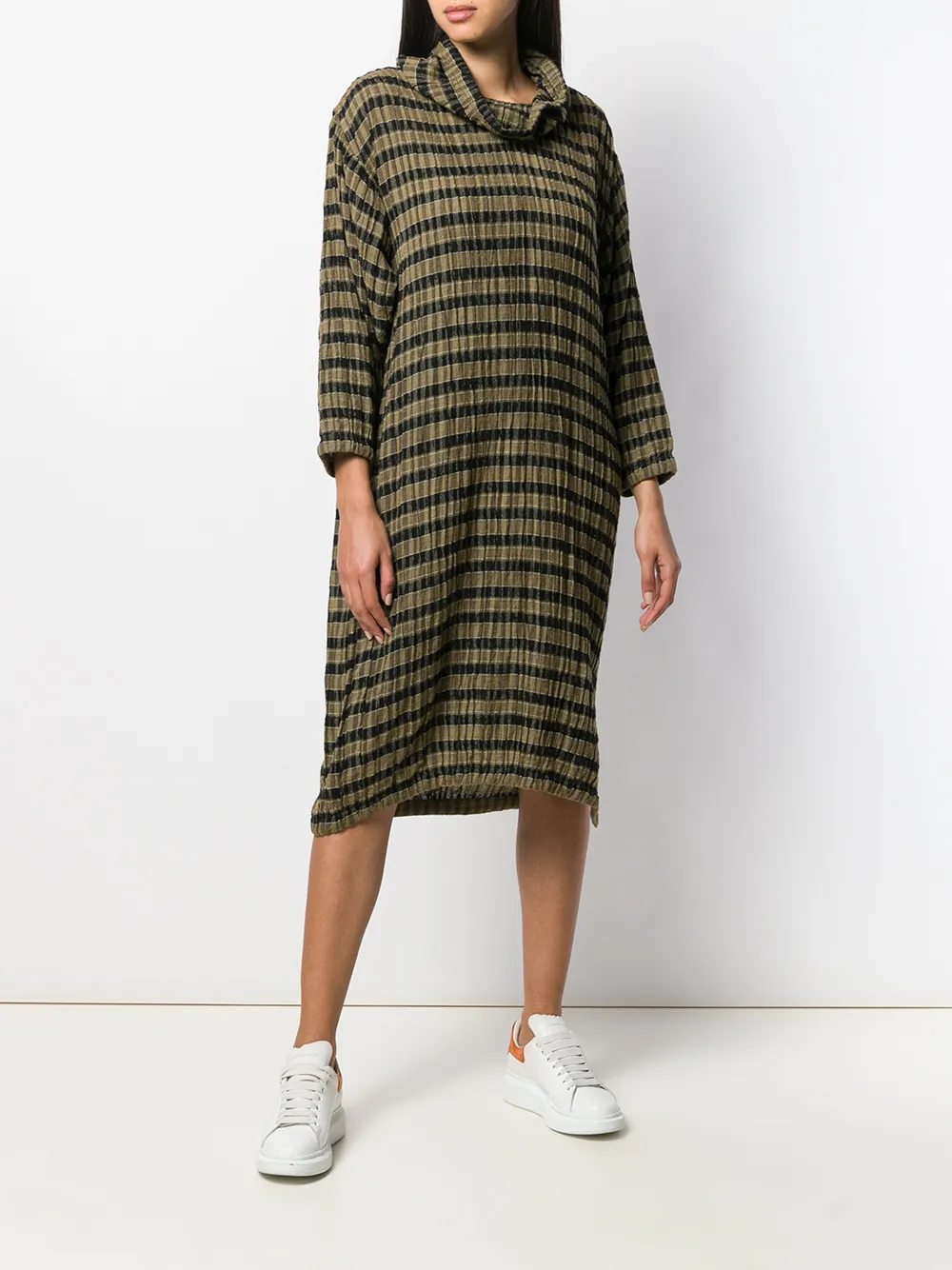 Femme Issey Miyake Robe Mi-longue Ample à Rayures 4 Femme Issey Miyake Robe Mi-longue Ample à Rayures – Image 2