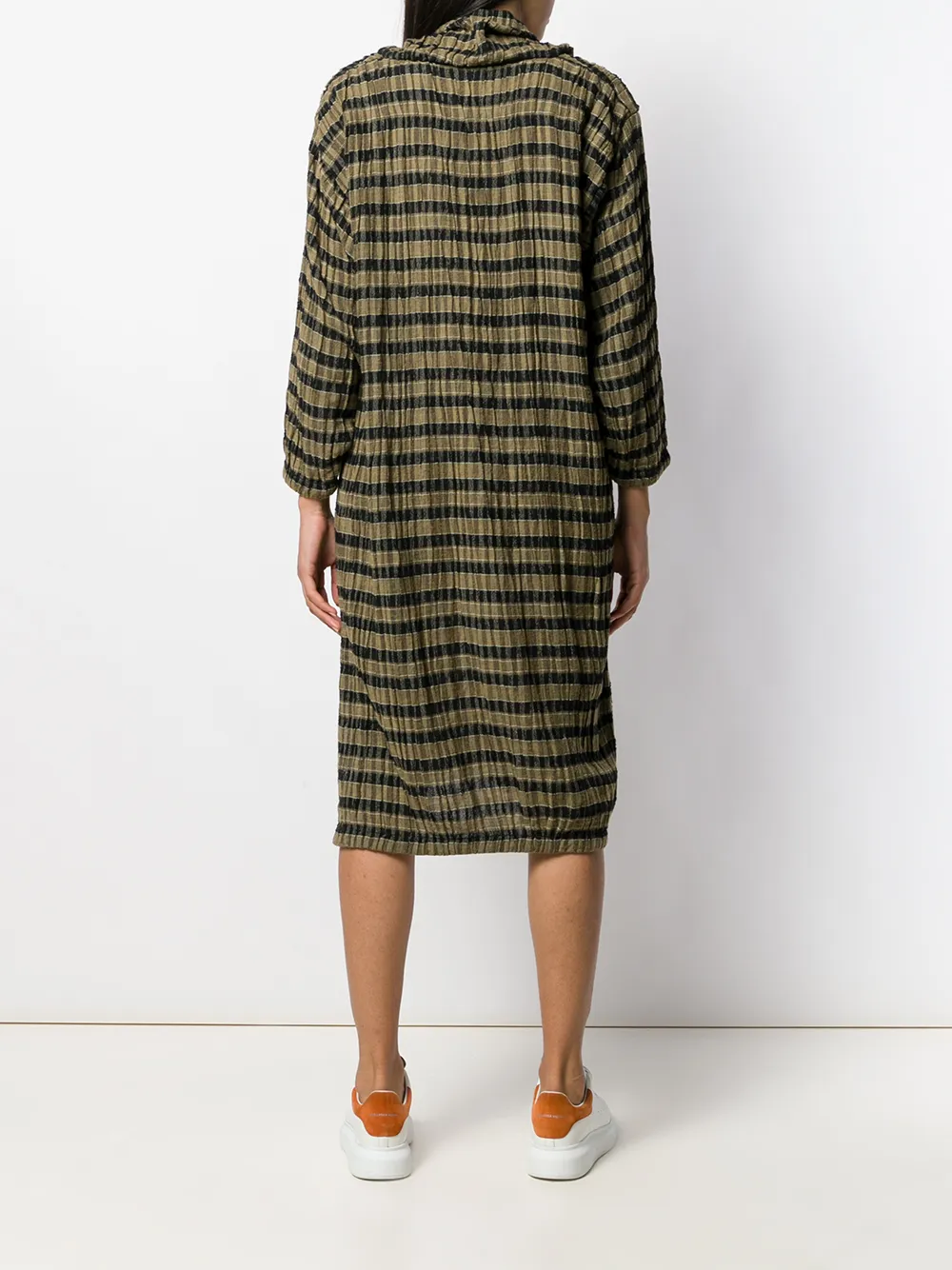 Femme Issey Miyake Robe Mi-longue Ample à Rayures 6 Femme Issey Miyake Robe Mi-longue Ample à Rayures – Image 4