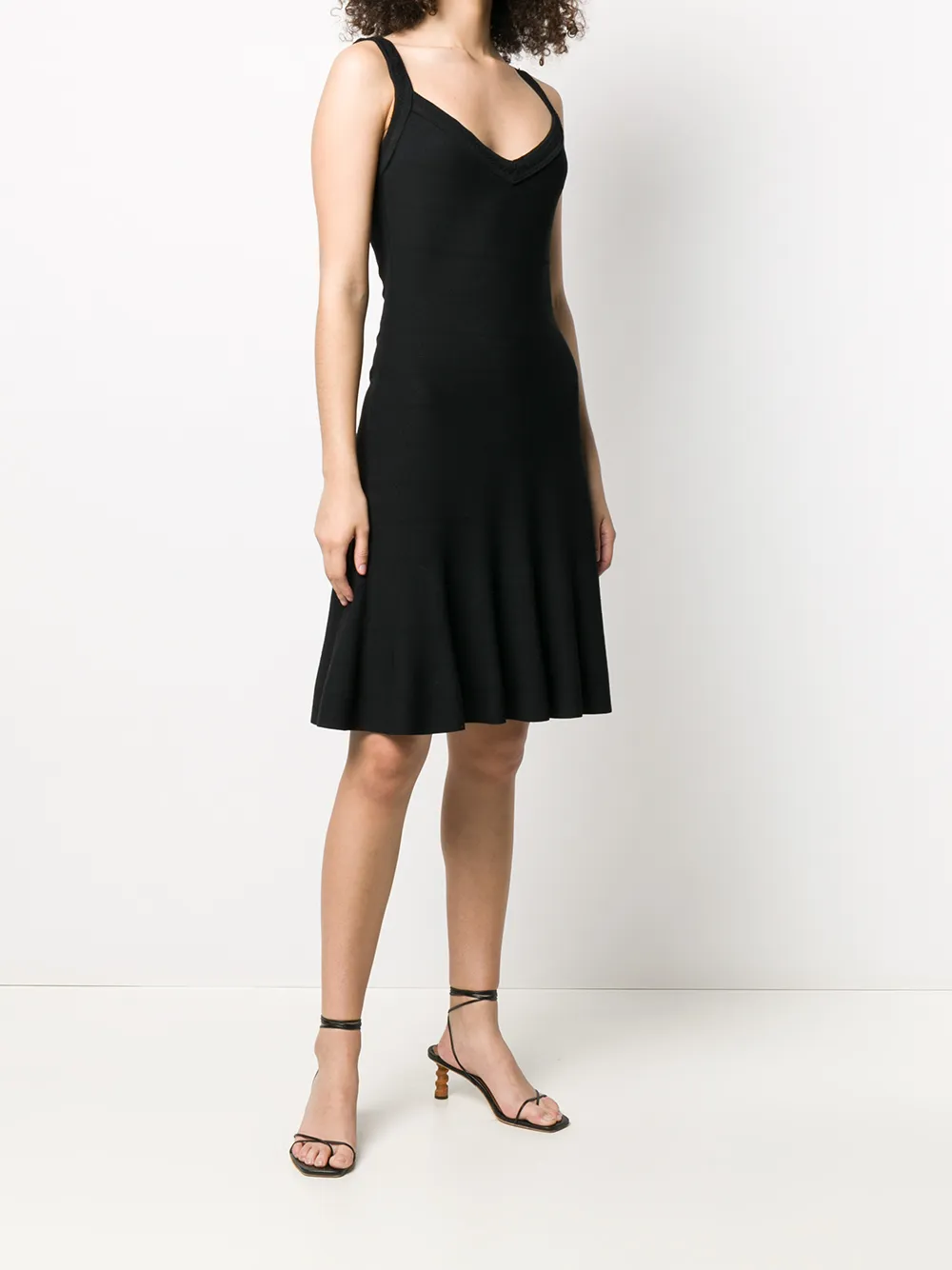 ALAIA Femme Alaïa Robe Courte à Design Ajusté 5 ALAIA Femme Alaïa Robe Courte à Design Ajusté – Image 3