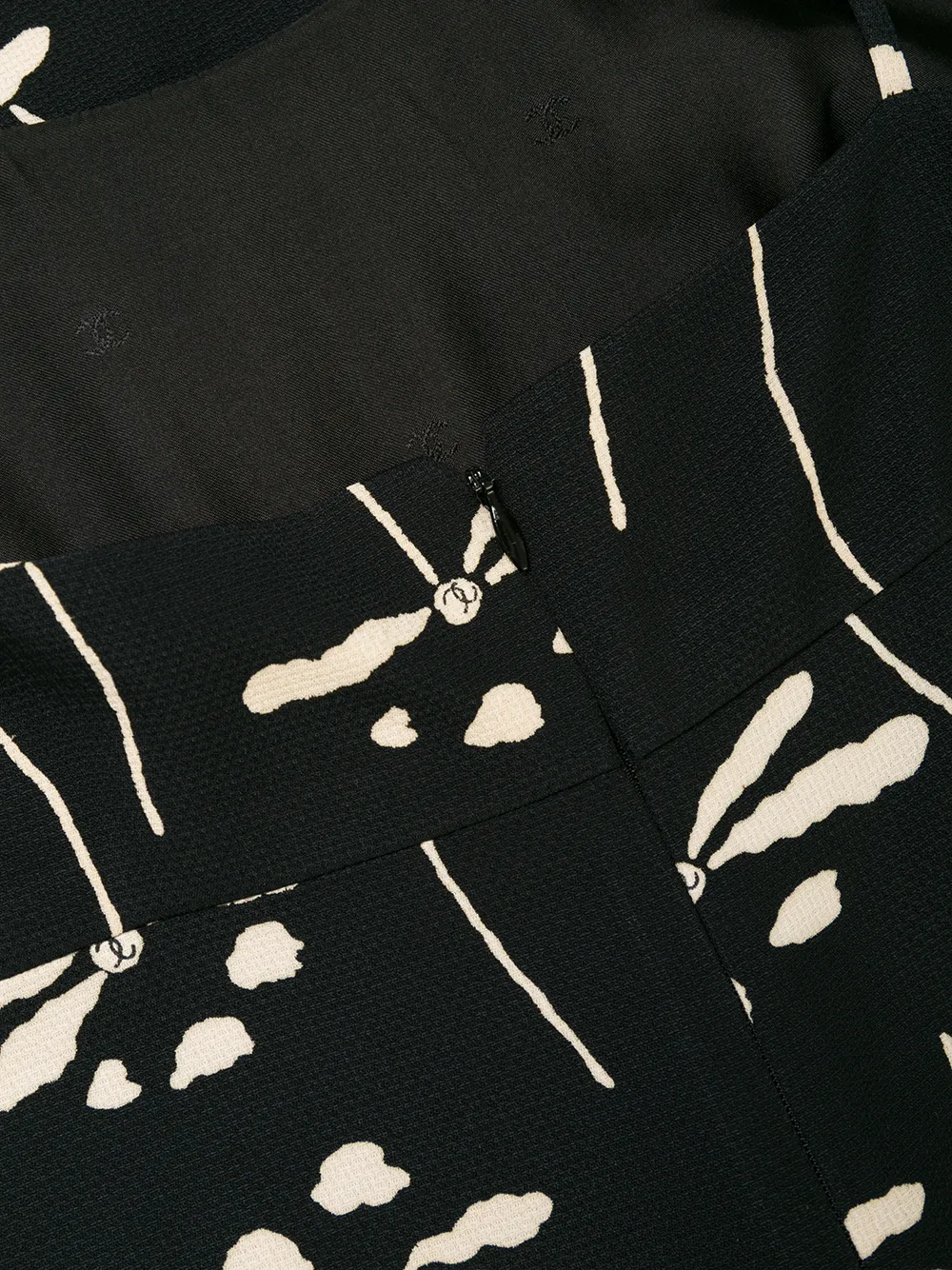 Femme CHANEL Robe à Fleurs 7 Femme CHANEL Robe à Fleurs – Image 5