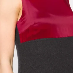 GIANFRANCO FERRE Femme Gianfranco Ferré Robe à Empiècement Contrastant (années 2000) 11 GIANFRANCO FERRE Femme Gianfranco Ferré Robe à Empiècement Contrastant (années 2000) -Promos Féerie Jupe Boutique 16051355 30152274 1000