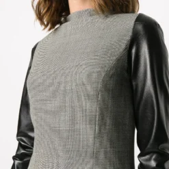 GIANFRANCO FERRE Femme Gianfranco Ferré Robe Longue à Manches Contrastantes (années 2000) 11 GIANFRANCO FERRE Femme Gianfranco Ferré Robe Longue à Manches Contrastantes (années 2000) -Promos Féerie Jupe Boutique 16051926 30020364 1000