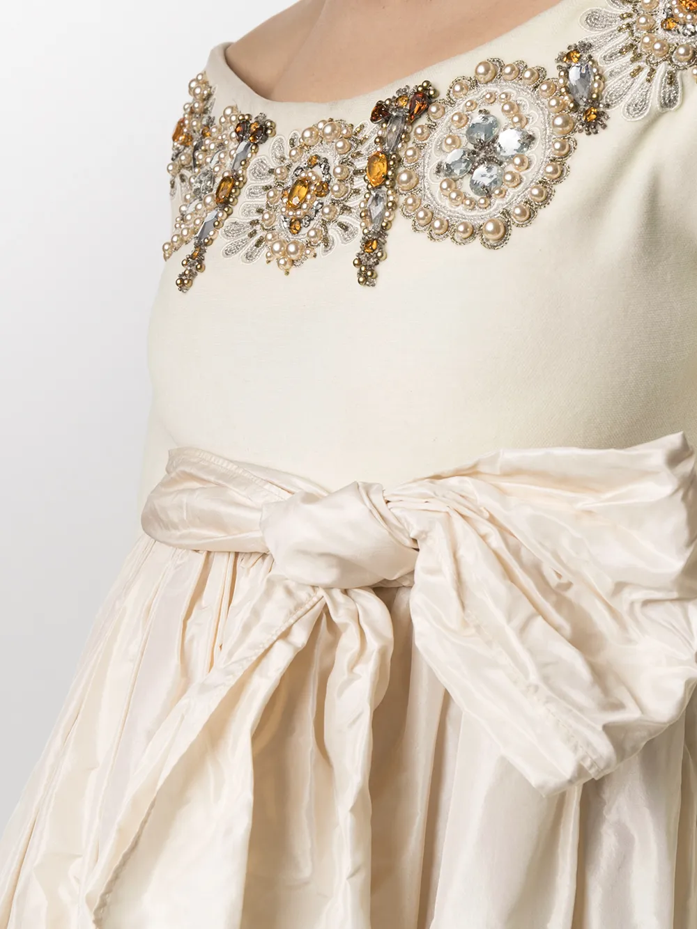 Femme A.N.G.E.L.O. Vintage Cult Robe Courte à Nœud Oversize (années 1990) 7 Femme A.N.G.E.L.O. Vintage Cult Robe Courte à Nœud Oversize (années 1990) – Image 5