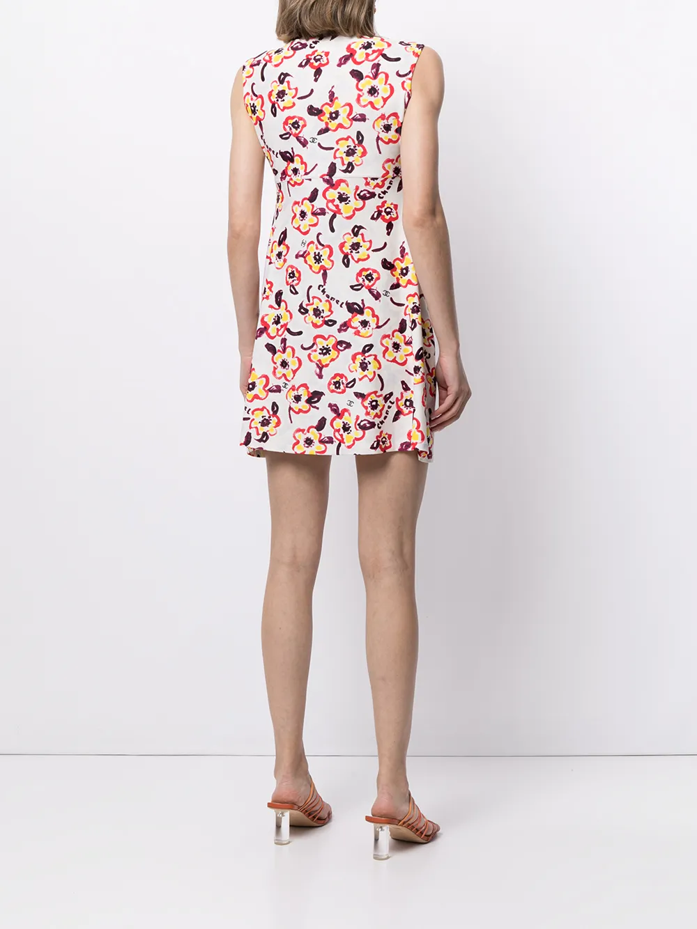 Femme CHANEL Robe Courte à Fleurs (1996) 6 Femme CHANEL Robe Courte à Fleurs (1996) – Image 4
