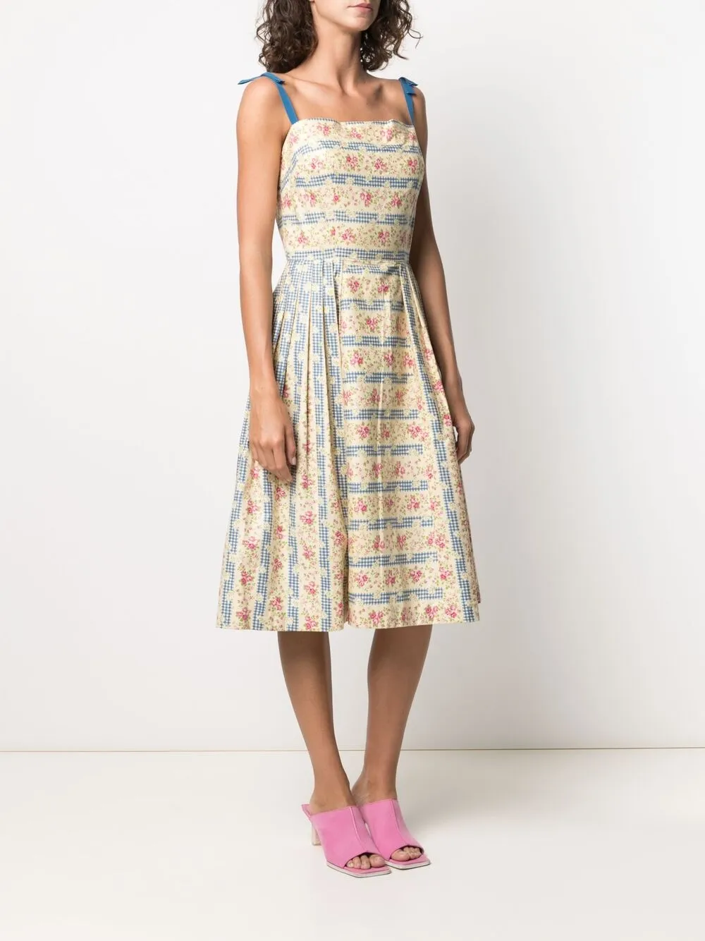 Femme A.N.G.E.L.O. Vintage Cult Robe évasée Mi-longue à Fleurs 5 Femme A.N.G.E.L.O. Vintage Cult Robe évasée Mi-longue à Fleurs – Image 3