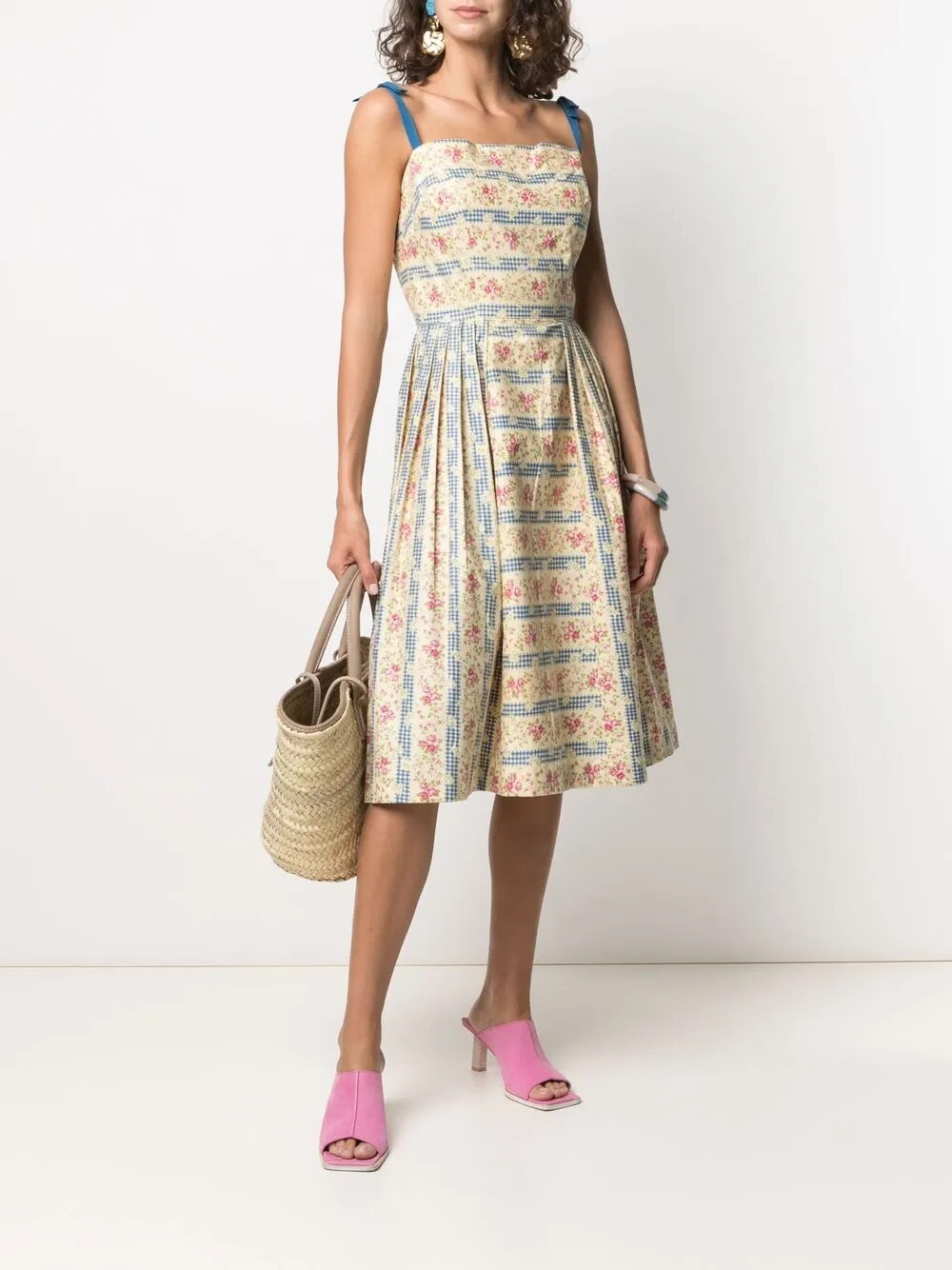 Femme A.N.G.E.L.O. Vintage Cult Robe évasée Mi-longue à Fleurs 4 Femme A.N.G.E.L.O. Vintage Cult Robe évasée Mi-longue à Fleurs – Image 2