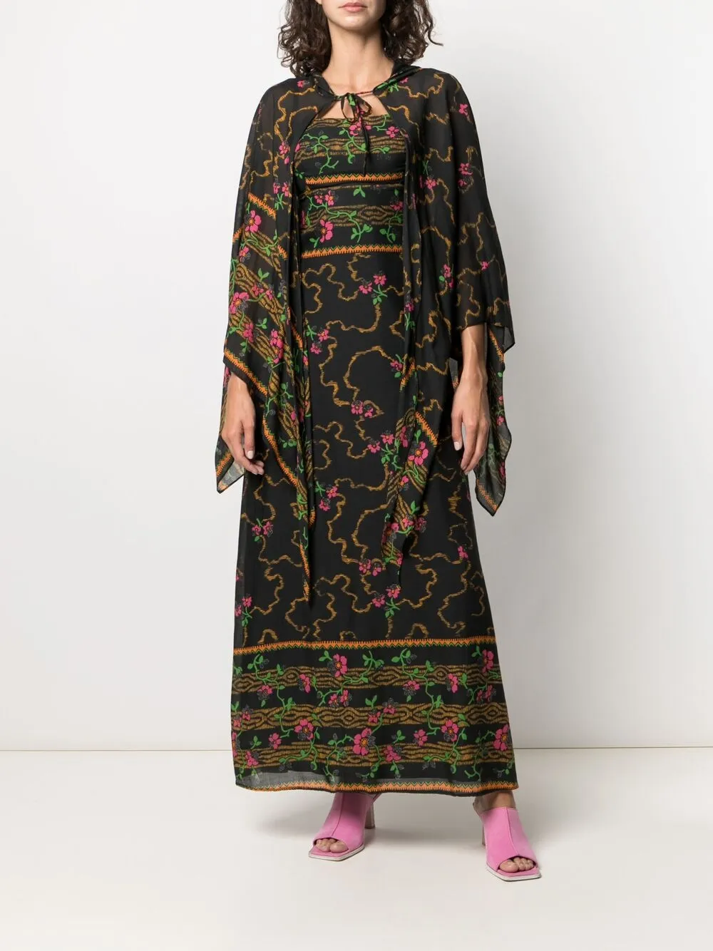 Femme A.N.G.E.L.O. Vintage Cult Ensemble Robe Et Cape à Fleurs (années 1970) 8 Femme A.N.G.E.L.O. Vintage Cult Ensemble Robe Et Cape à Fleurs (années 1970) – Image 6