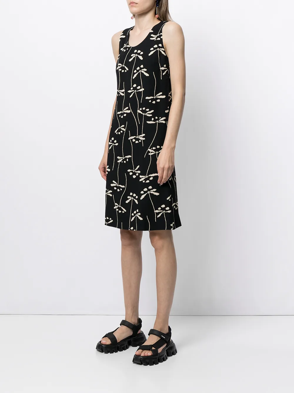 Femme CHANEL Robe Mi-longue à Fleurs (1998) 5 Femme CHANEL Robe Mi-longue à Fleurs (1998) – Image 3