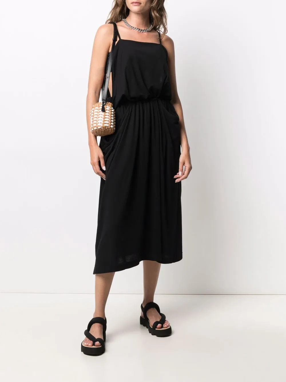 Femme Yohji Yamamoto Robe Drapée à Découpes (années 2000) 4 Femme Yohji Yamamoto Robe Drapée à Découpes (années 2000) – Image 2