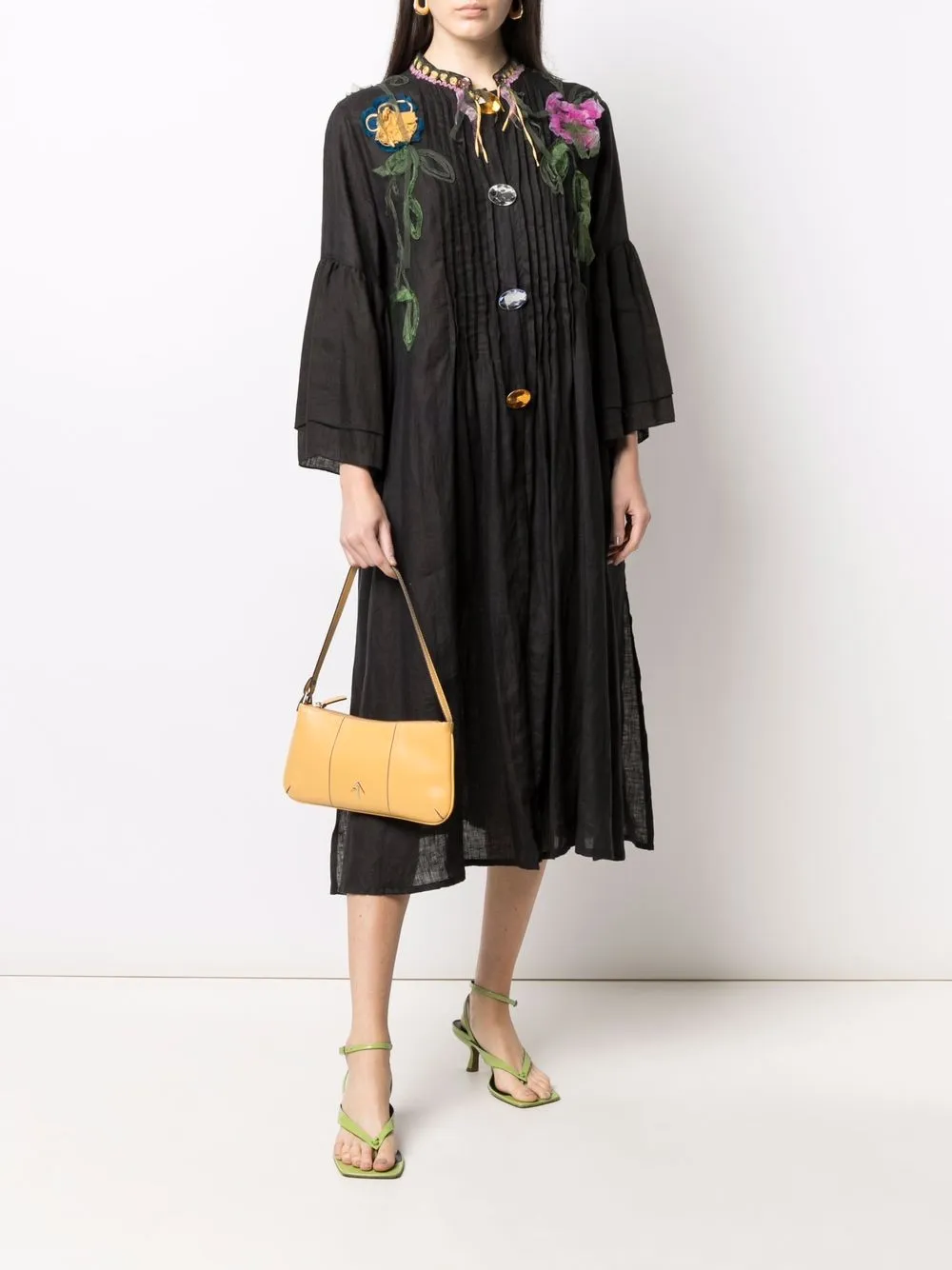 Femme A.N.G.E.L.O. Vintage Cult Robe Mi-longue Froncée à Broderies (années 1990) 4 Femme A.N.G.E.L.O. Vintage Cult Robe Mi-longue Froncée à Broderies (années 1990) – Image 2