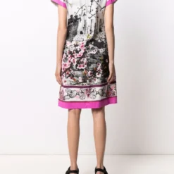 Femme A.N.G.E.L.O. Vintage Cult Robe à Imprimé Photographique (années 2000) 10 Femme A.N.G.E.L.O. Vintage Cult Robe à Imprimé Photographique (années 2000) -Promos Féerie Jupe Boutique 16864572 33618895 1000