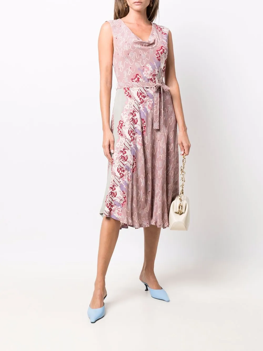 Femme A.N.G.E.L.O. Vintage Cult Robe Mi-longue évasée à Imprimé Abstrait (années 1990) 4 Femme A.N.G.E.L.O. Vintage Cult Robe Mi-longue évasée à Imprimé Abstrait (années 1990) – Image 2