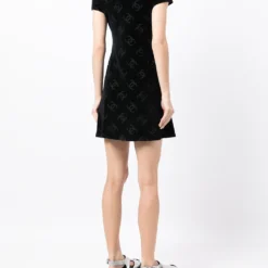 Femme CHANEL Robe à Imprimé CC (années 1990) 10 Femme CHANEL Robe à Imprimé CC (années 1990) -Promos Féerie Jupe Boutique 17216297 35317414 1000