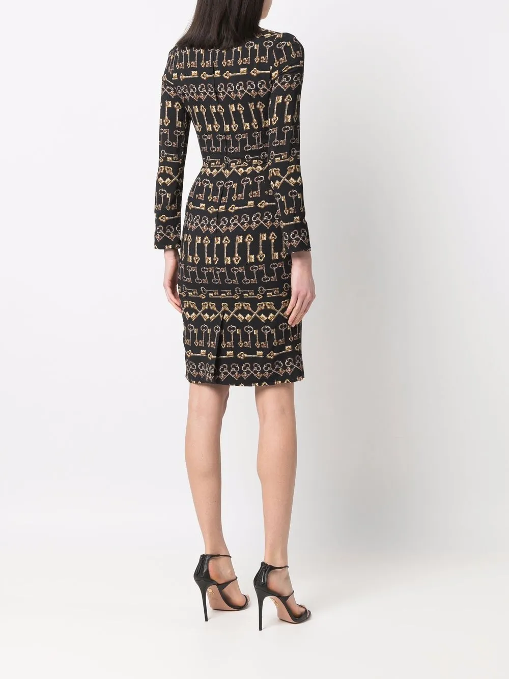 Femme Dolce & Gabbana Robe Cintrée à Imprimé Graphique (années 2000) 6 Femme Dolce & Gabbana Robe Cintrée à Imprimé Graphique (années 2000) – Image 4