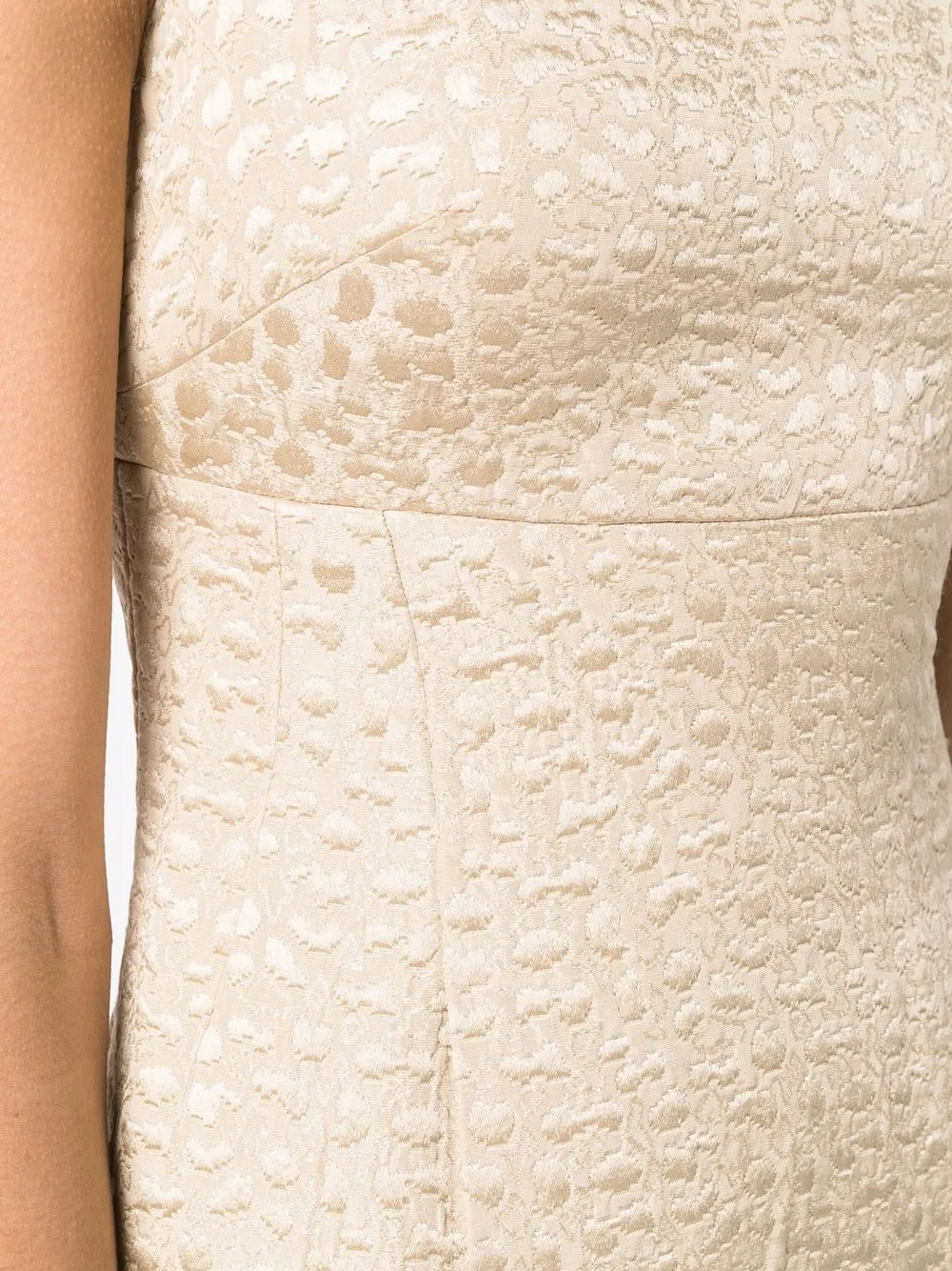 Femme A.N.G.E.L.O. Vintage Cult Robe Sans Manches En Soie à Motif En Jacquard (années 1960) 7 Femme A.N.G.E.L.O. Vintage Cult Robe Sans Manches En Soie à Motif En Jacquard (années 1960) – Image 5