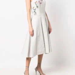 Femme Christian Dior Robe Mi-longue à Fleurs Brodées Pre-owned (2015) 9 Femme Christian Dior Robe Mi-longue à Fleurs Brodées Pre-owned (2015) -Promos Féerie Jupe Boutique 17605753 37284652 1000