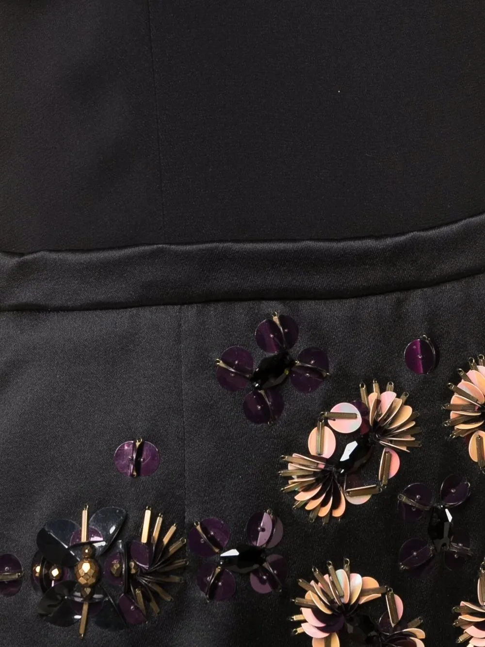 Femme Christian Dior Robe Brodée De Sequins Pre-owned (2012-2013) 7 Femme Christian Dior Robe Brodée De Sequins Pre-owned (2012-2013) – Image 5