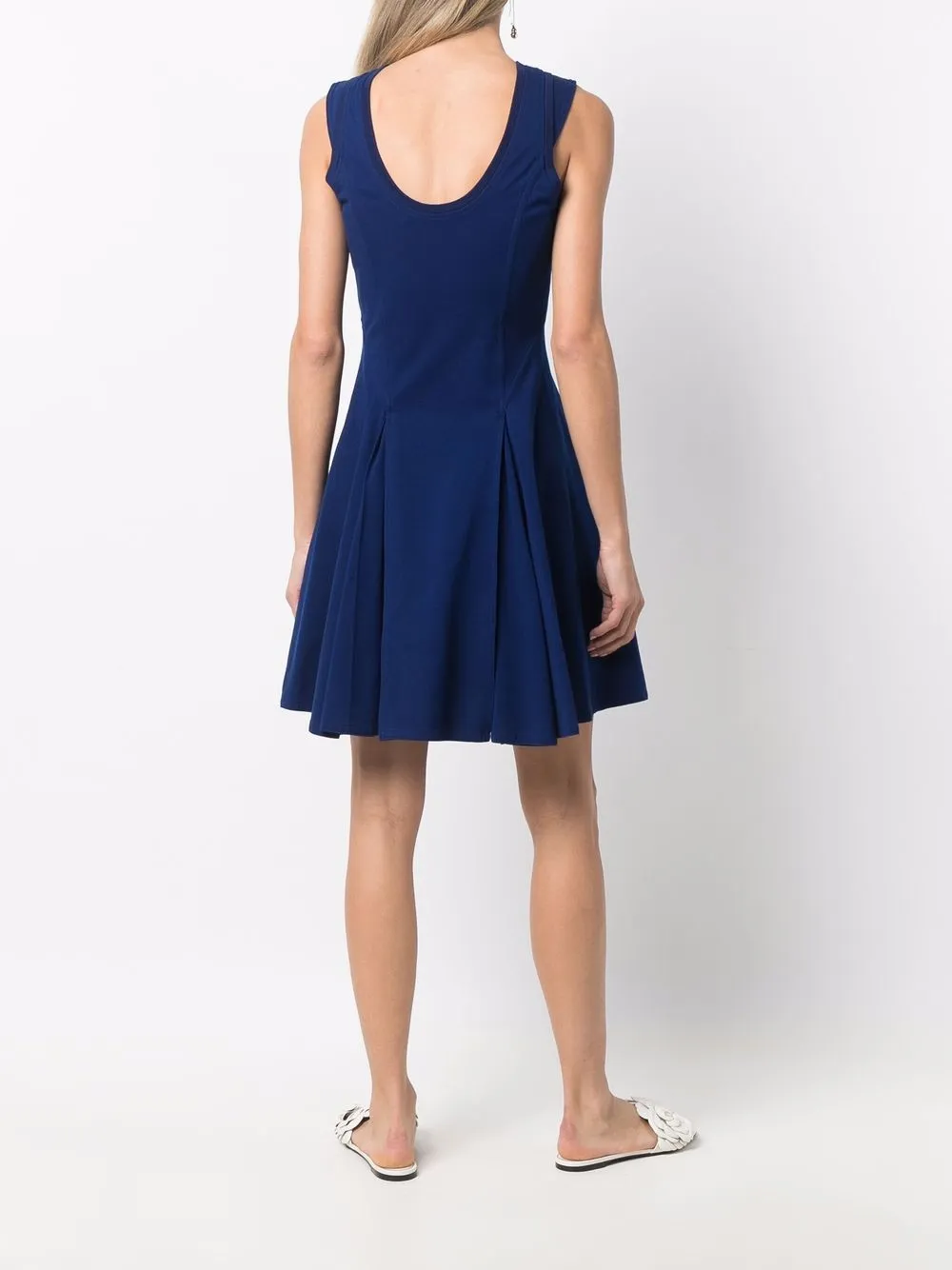 Femme Christian Dior Robe Sans Manches évasée Pre-owned (années 2000) 6 Femme Christian Dior Robe Sans Manches évasée Pre-owned (années 2000) – Image 4