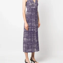 Femme Prada Robe Mi-longue à Motif Grille (années 2000) 9 Femme Prada Robe Mi-longue à Motif Grille (années 2000) -Promos Féerie Jupe Boutique 18177026 40200502 1000