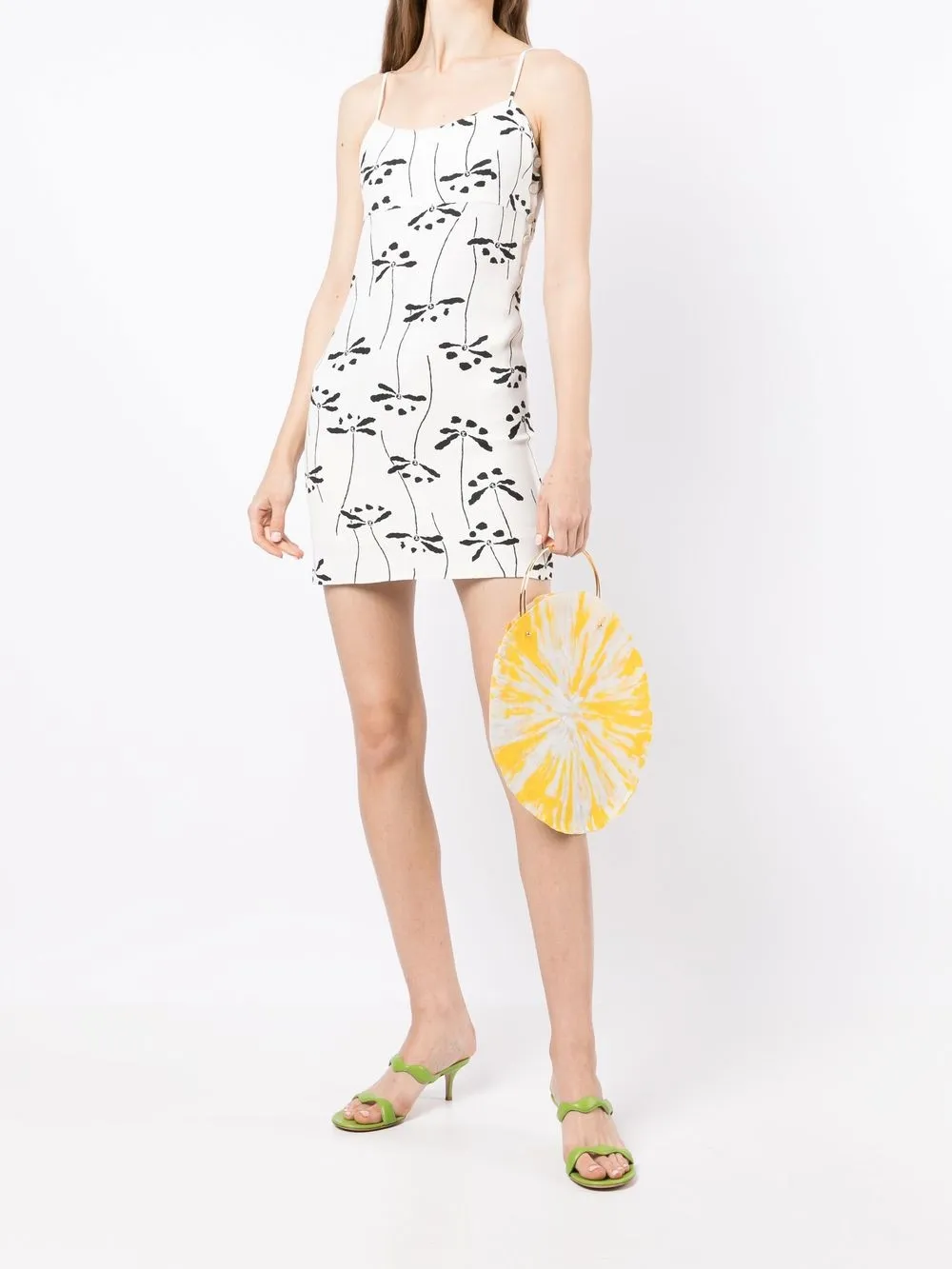 Femme CHANEL Robe-nuisette En Soie CC à Fleurs (1998) 4 Femme CHANEL Robe-nuisette En Soie CC à Fleurs (1998) – Image 2