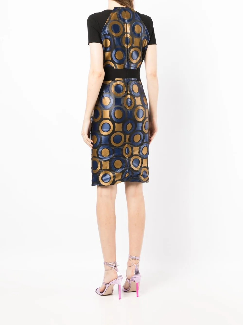 Femme Versace Robe Imprimée à Manches Courtes 6 Femme Versace Robe Imprimée à Manches Courtes – Image 4