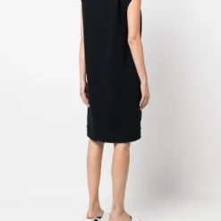 Femme CHANEL Robe évasée à Col V (2008) 10 Femme CHANEL Robe évasée à Col V (2008) -Promos Féerie Jupe Boutique 18518079 39857817 1000