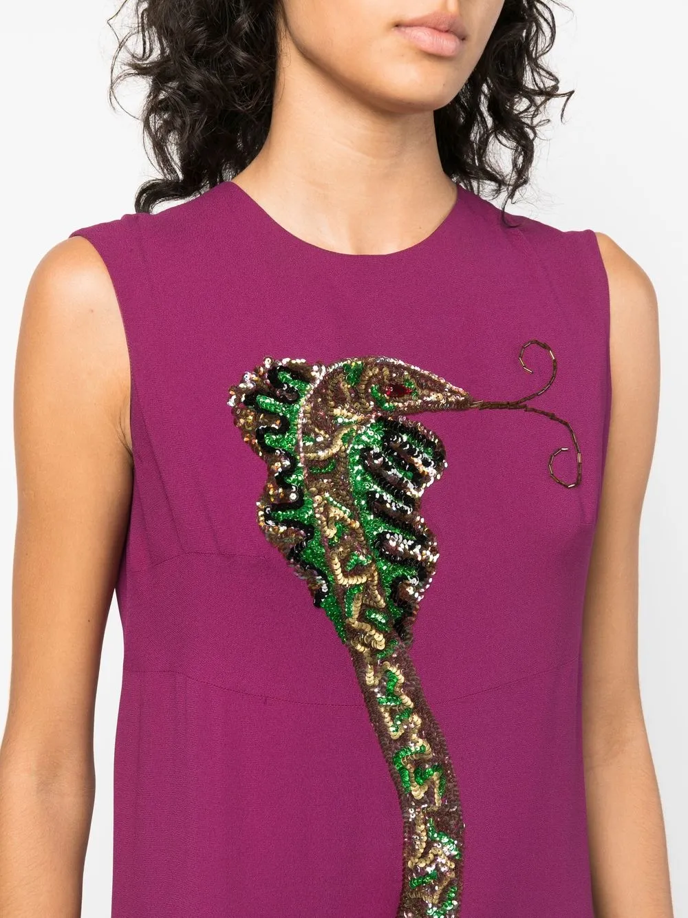 Femme A.N.G.E.L.O. Vintage Cult Robe Sans Manches Brodée De Sequins à Motif Serpent (années 1990) 7 Femme A.N.G.E.L.O. Vintage Cult Robe Sans Manches Brodée De Sequins à Motif Serpent (années 1990) – Image 5