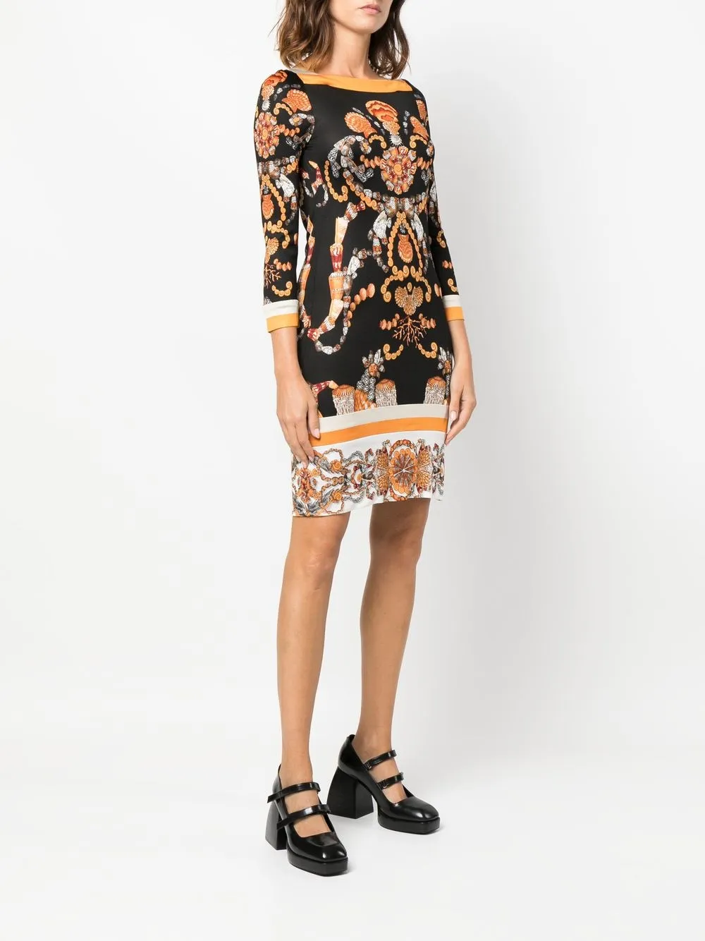 Femme Gucci Robe Resort En Soie à Imprimé Coquillage (2009) 5 Femme Gucci Robe Resort En Soie à Imprimé Coquillage (2009) – Image 3