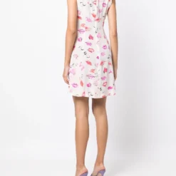 Femme CHANEL Robe En Soie Coco à Design Sans Manches (années 1990-2000) -Promos Féerie Jupe Boutique 19109374 42145572 1000