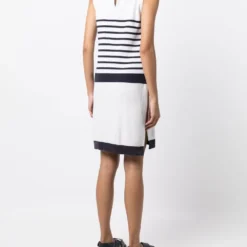 Femme CHANEL Robe Rayée à Logo Brodé (années 1990-2000) 10 Femme CHANEL Robe Rayée à Logo Brodé (années 1990-2000) -Promos Féerie Jupe Boutique 19111181 42141940 1000