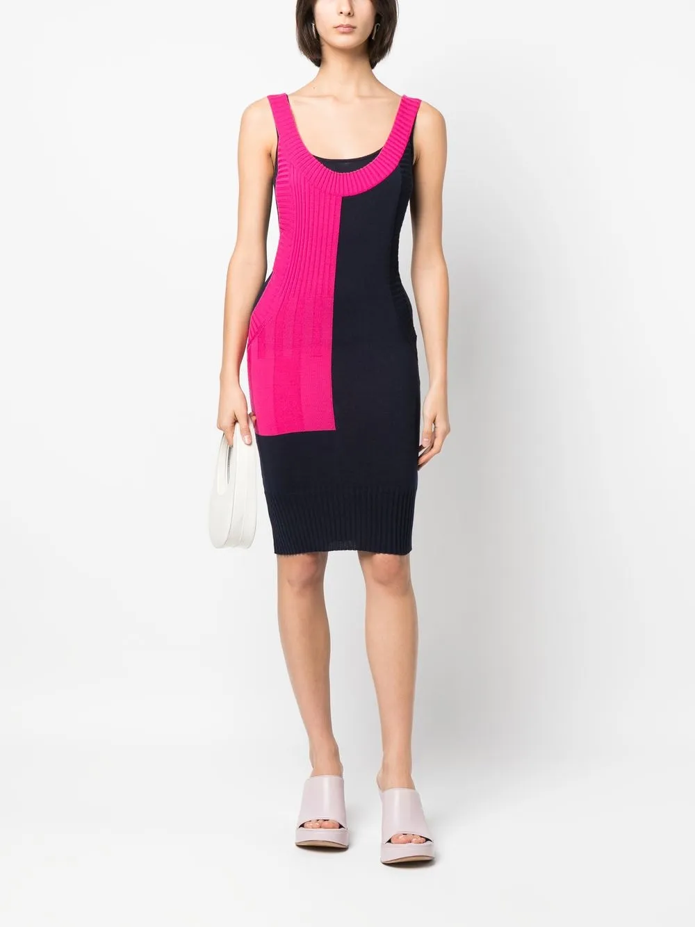 Femme Christian Dior Robe En Maille à Design Colour Block Pre-owned (2010) 4 Femme Christian Dior Robe En Maille à Design Colour Block Pre-owned (2010) – Image 2