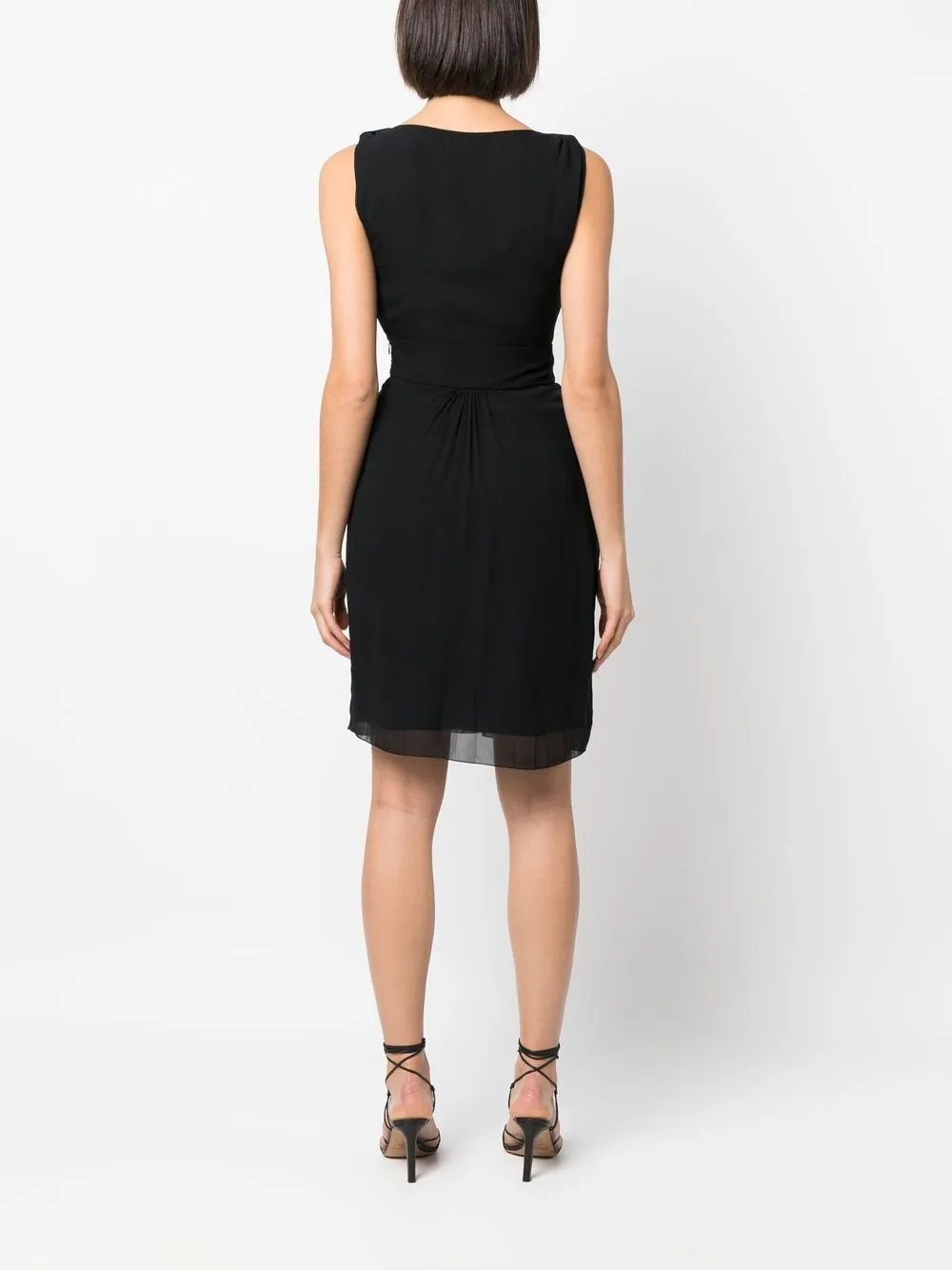 Femme Valentino Garavani Robe Sans Manches à Détails De Dentelle (années 1990) 6 Femme Valentino Garavani Robe Sans Manches à Détails De Dentelle (années 1990) – Image 4