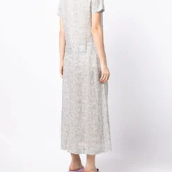 Femme CHANEL Robe Mi-longue à Logo Imprimé (1999) 10 Femme CHANEL Robe Mi-longue à Logo Imprimé (1999) -Promos Féerie Jupe Boutique 19753563 44434311 1000