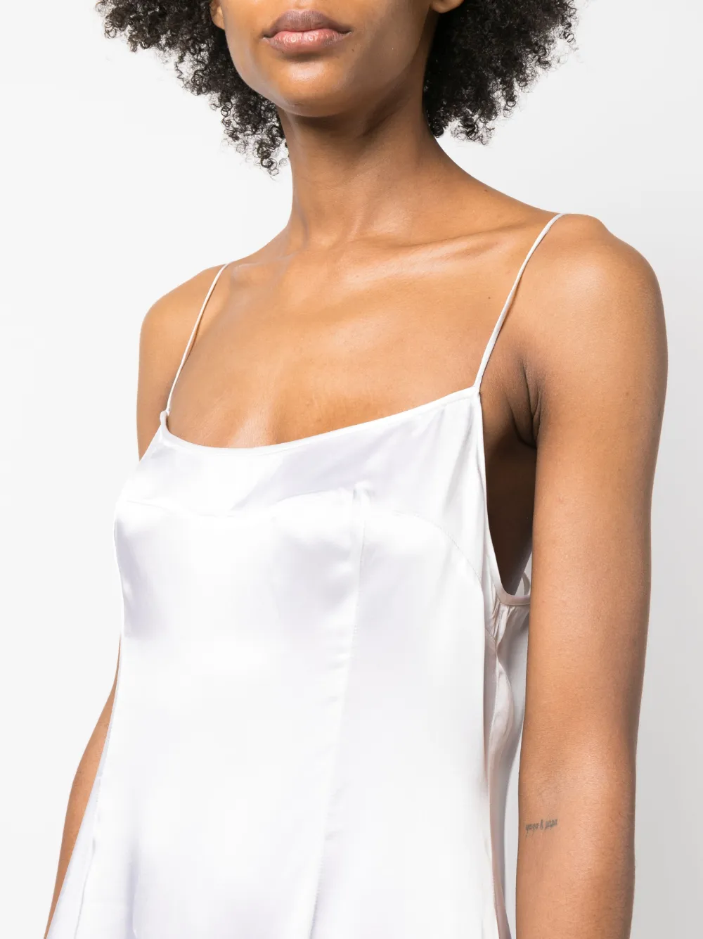 Femme Dolce & Gabbana Robe-caraco à Coupe Longue (années 2000) 7 Femme Dolce & Gabbana Robe-caraco à Coupe Longue (années 2000) – Image 5