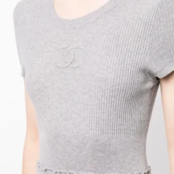 Femme CHANEL Robe En Maille à Manches Courtes (2009) 11 Femme CHANEL Robe En Maille à Manches Courtes (2009) -Promos Féerie Jupe Boutique 20161295 50171569 1000