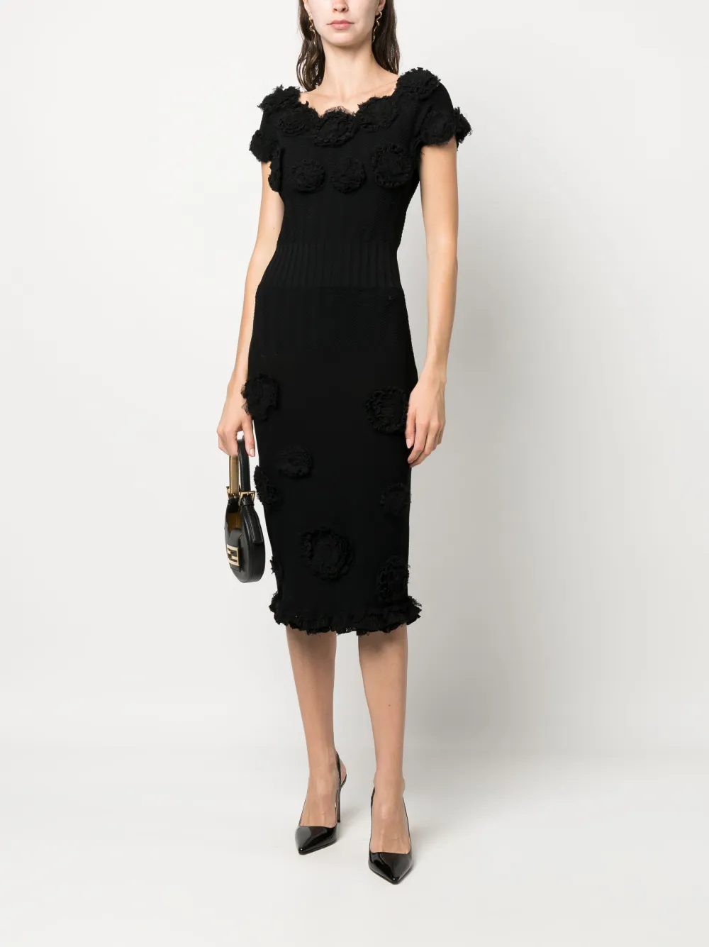 Femme CHANEL Robe Mi-longue Camellia Appliquée 2022 4 Femme CHANEL Robe Mi-longue Camellia Appliquée 2022 – Image 2