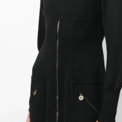 Femme CHANEL Robe Zippée à Logo (années 1990-2000) 11 Femme CHANEL Robe Zippée à Logo (années 1990-2000) -Promos Féerie Jupe Boutique 20285110 50434580 1000