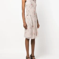 Femme Valentino Garavani Robe En Soie à Fleurs (années 2000) 9 Femme Valentino Garavani Robe En Soie à Fleurs (années 2000) -Promos Féerie Jupe Boutique 20485443 50661510 1000