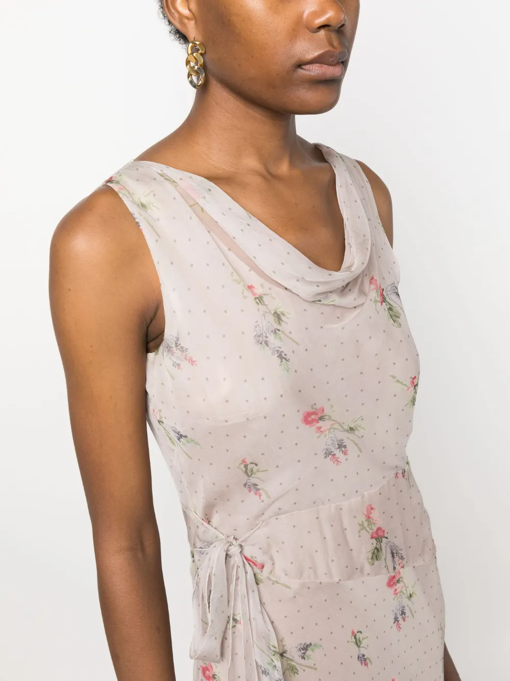 Femme Valentino Garavani Robe En Soie à Fleurs (années 2000) 7 Femme Valentino Garavani Robe En Soie à Fleurs (années 2000) – Image 5