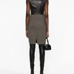 Femme Christian Dior Robe Cintrée à Empiècements En Cuir Pre-owned (2010) 9 Femme Christian Dior Robe Cintrée à Empiècements En Cuir Pre-owned (2010) -Promos Féerie Jupe Boutique 20507051 50590268 1000