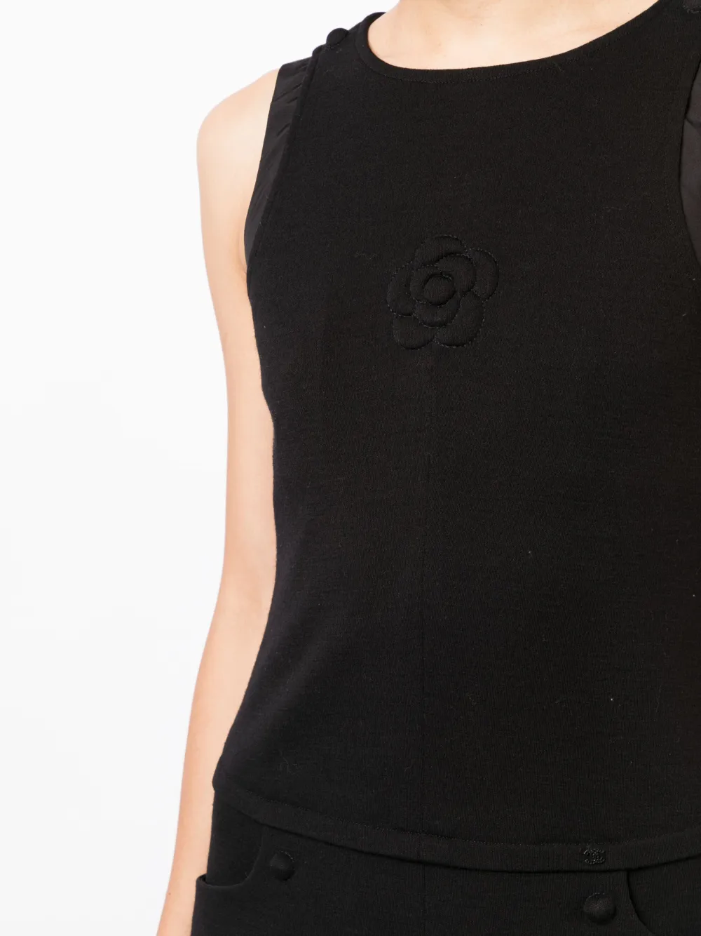 Femme CHANEL Robe évasée à Motif Camélia (2007) 7 Femme CHANEL Robe évasée à Motif Camélia (2007) – Image 5