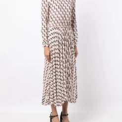Femme Valentino Garavani Robe Mi-longue à Imprimé Monogrammé (années 2010) 9 Femme Valentino Garavani Robe Mi-longue à Imprimé Monogrammé (années 2010) -Promos Féerie Jupe Boutique 20664513 50696271 1000