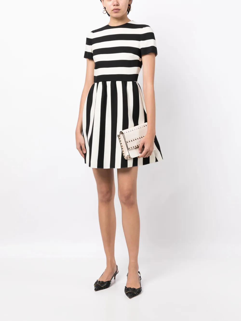 Femme Valentino Garavani Robe Courte évasée à Rayures (années 2010) 4 Femme Valentino Garavani Robe Courte évasée à Rayures (années 2010) – Image 2