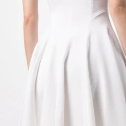 Femme Miu Miu Robe évasée à Bords Festonnés 11 Femme Miu Miu Robe évasée à Bords Festonnés -Promos Féerie Jupe Boutique 20808888 50792479 1000